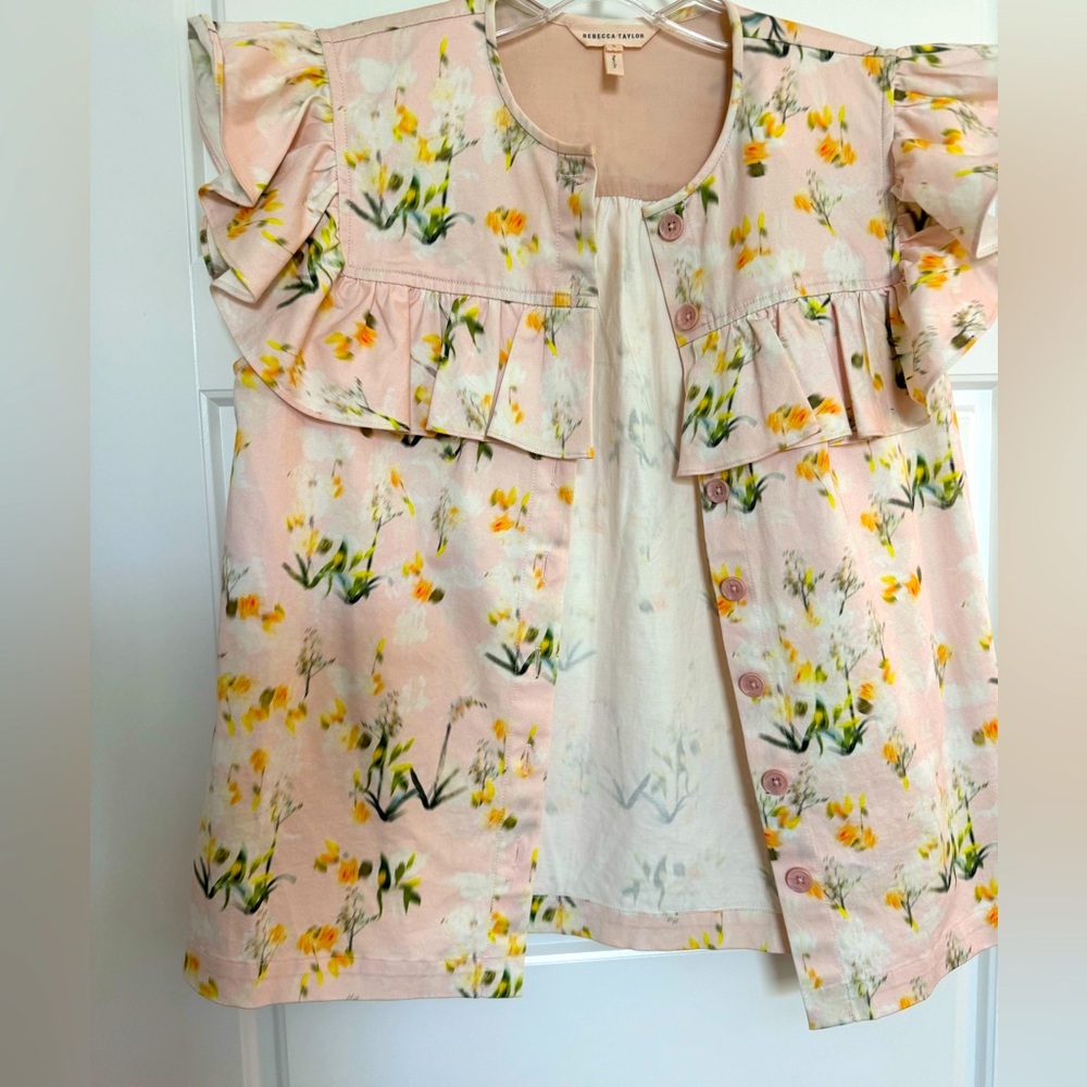 Sweet floral shirt